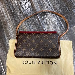 Vintage Louis Vuitton Recital